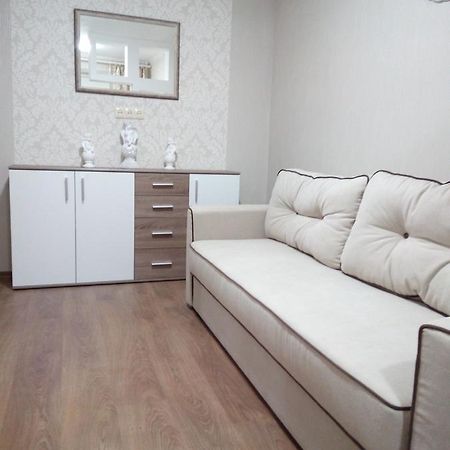 Two-Bedroom Apartment In The Center Khmelʼnytsʼkyy 外观 照片